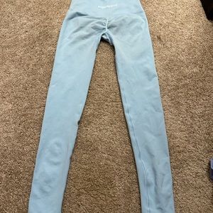 Alphalete Amplify in light Blue